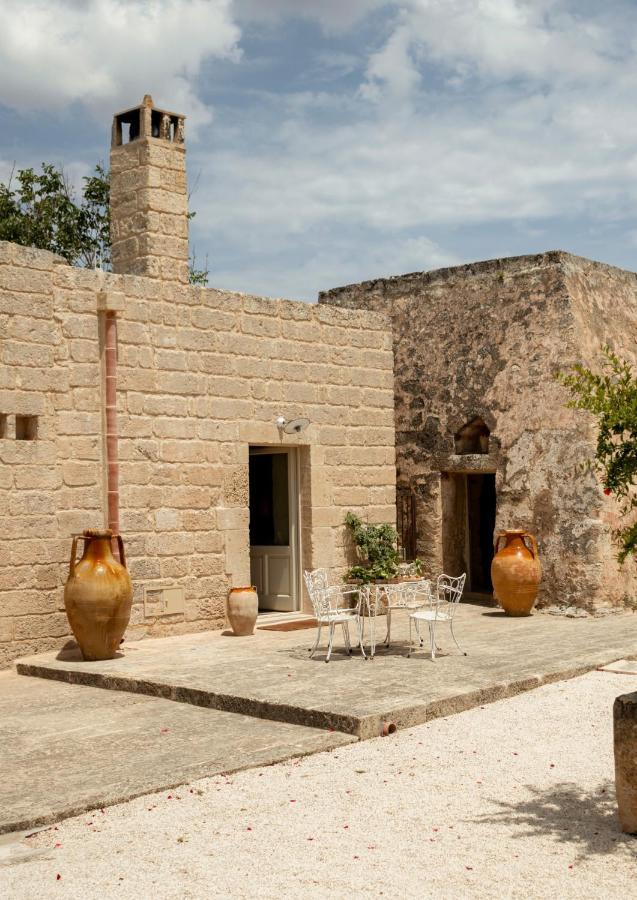 Masseria Del Gigante Carpignano Salentino Exterior foto